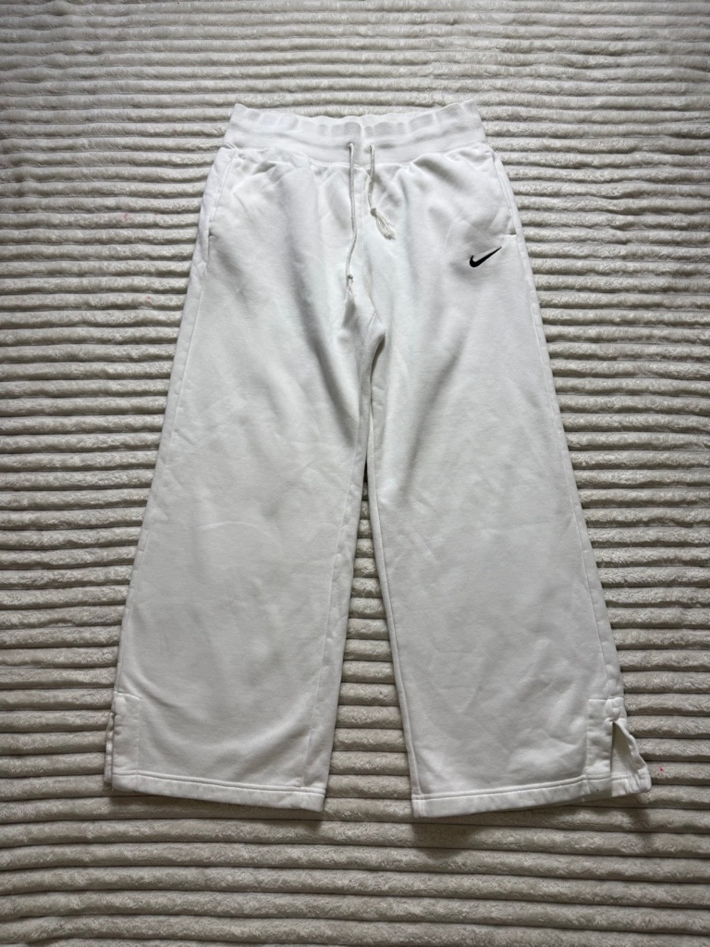 Nike White womens  Wide-Leg Fleece Sweatpants L Drawstring Elastic Waist Pockets
